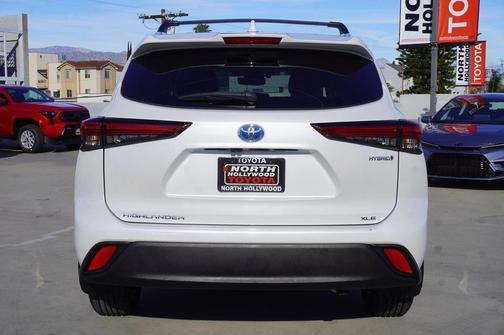 2023 Toyota Highlander Hybrid XLE