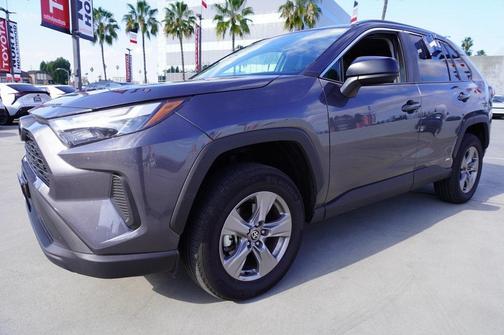 2025 Toyota RAV4 Hybrid LE