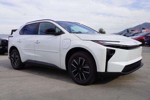 2026 Toyota bZ XLE Plus