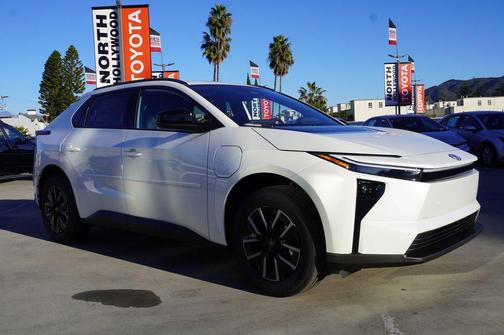 2026 Toyota bZ XLE Plus