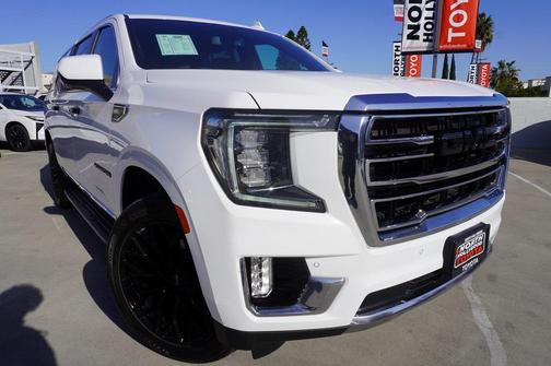 2022 GMC Yukon XL SLT