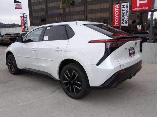 2026 Toyota bZ XLE Plus