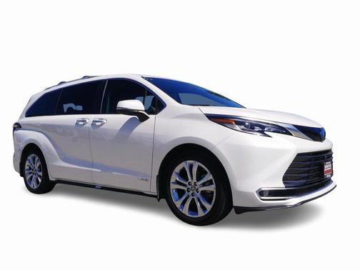 2021 Toyota Sienna Platinum 7 Passenger