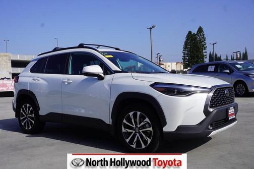 2024 Toyota Corolla Cross XLE