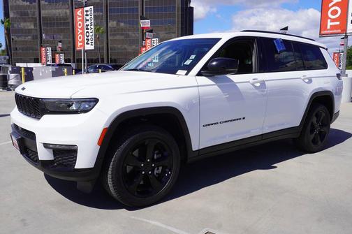 Bright White Clearcoat 2022 Jeep Grand Cherokee L Limited