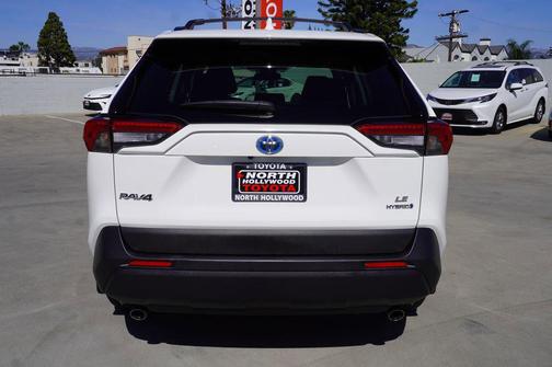 2022 Toyota RAV4 Hybrid LE