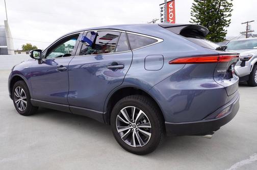 Coastal Gray 2021 Toyota Venza LE