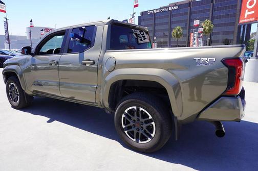 Bronze Oxide 2024 Toyota Tacoma TRD Sport