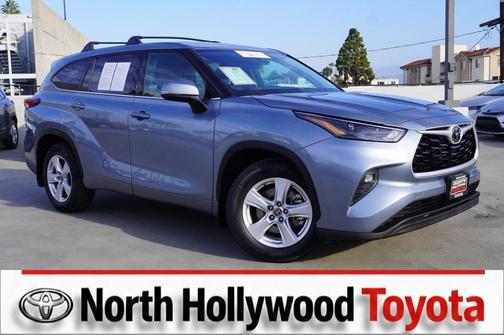 2022 Toyota Highlander LE