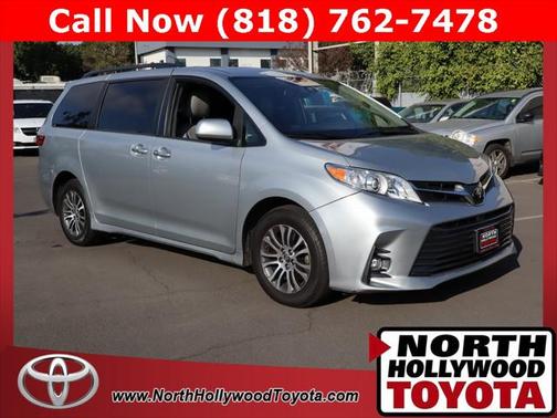 2019 Toyota Sienna XLE