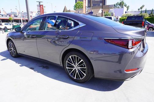 Cloudburst Gray 2024 Lexus ES 350 Base