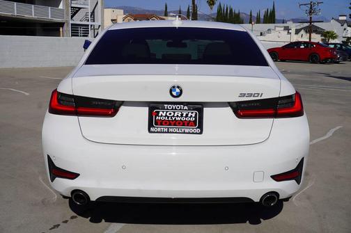 2021 BMW 330 330i