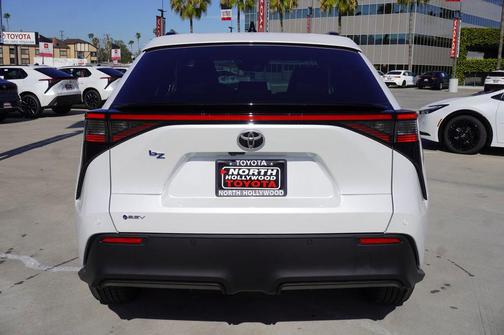 2026 Toyota bZ XLE Plus