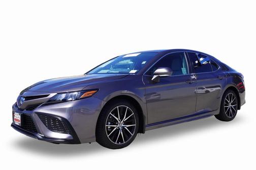 2024 Toyota Camry Hybrid SE