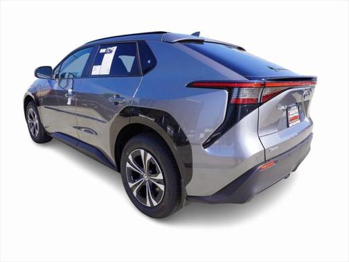 2025 Toyota bZ4X XLE