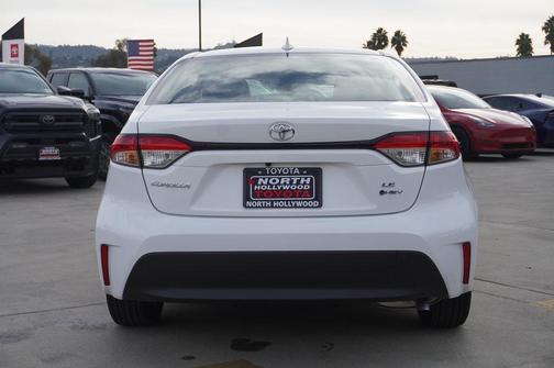 2026 Toyota Corolla Hybrid LE