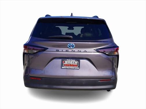 2023 Toyota Sienna XLE 7 Passenger