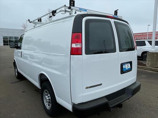 2025 Chevrolet Express 2500 RWD 2500 Regular Wheelbase WT