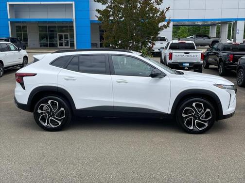 2025 Chevrolet Trax FWD 2RS