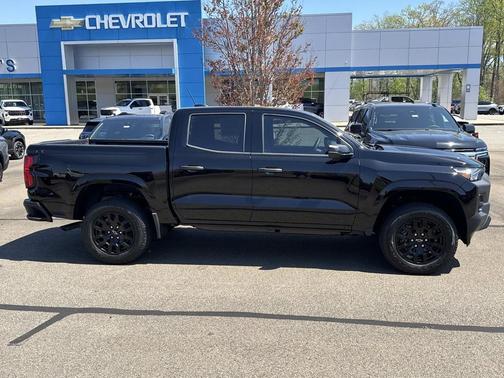 Black 2026 Chevrolet Colorado WT