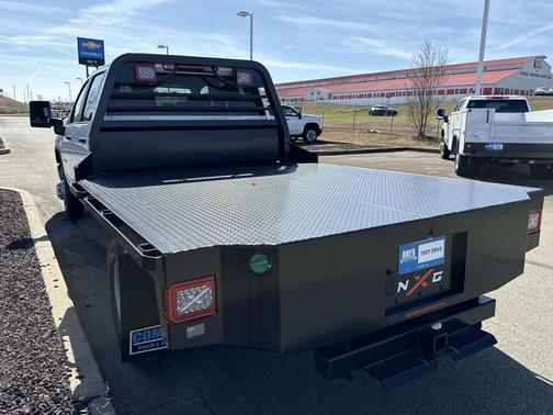Summit White 2026 Chevrolet Silverado 3500 WT