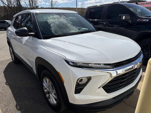 2025 Chevrolet Trailblazer LS