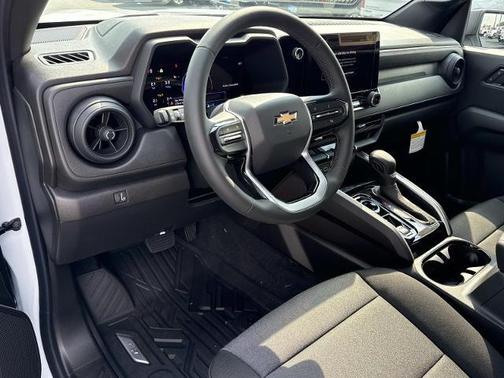 Summit White 2026 Chevrolet Colorado WT