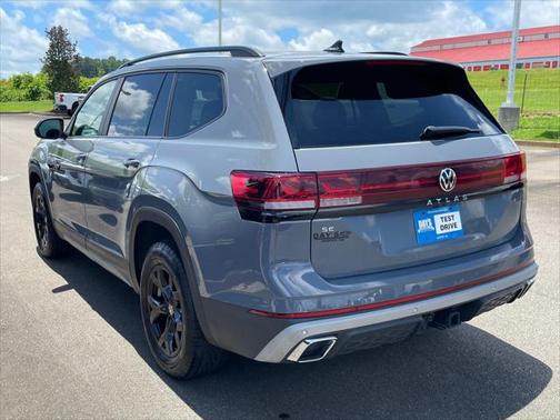 2024 Volkswagen Atlas 2.0T SE w/Technology 4MOTION