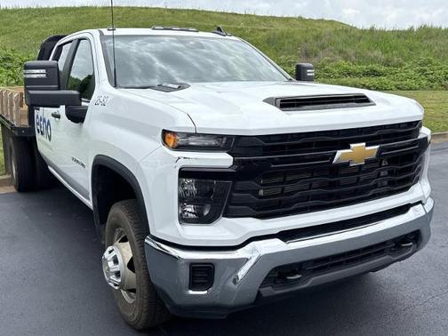 Summit White 2024 Chevrolet Silverado 3500 WT