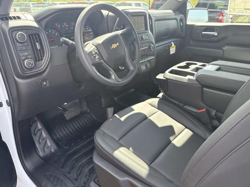 2026 Chevrolet Silverado 3500 WT