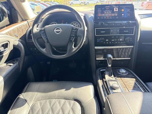 2024 Nissan Armada Platinum 4WD