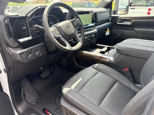 2025 Chevrolet Silverado 2500 LT