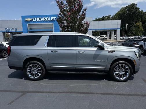 Sterling Metallic 2025 GMC Yukon XL Denali
