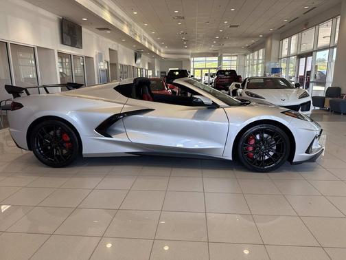 2026 Chevrolet Corvette Stingray w/3LT