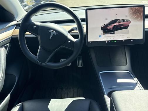 2023 Tesla Model 3 Performance