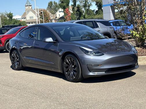2023 Tesla Model 3 Performance