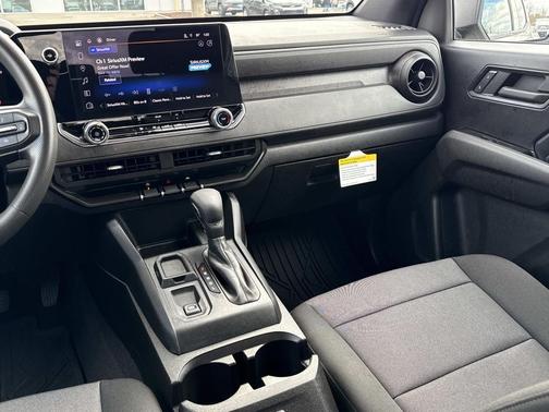 2024 Chevrolet Colorado WT