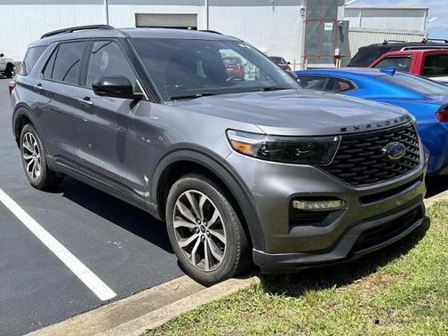 Carbonized Gray Metallic 2022 Ford Explorer ST-Line