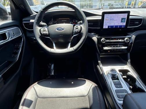 Carbonized Gray Metallic 2022 Ford Explorer ST-Line