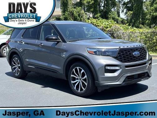 Carbonized Gray Metallic 2022 Ford Explorer ST-Line
