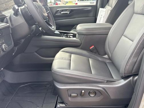 2026 Chevrolet Tahoe 2WD RST