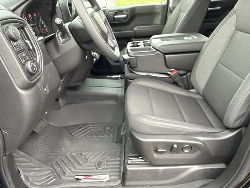 Black 2026 Chevrolet Silverado 1500 Custom Trail Boss