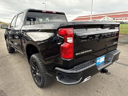 Black 2026 Chevrolet Silverado 1500 Custom Trail Boss