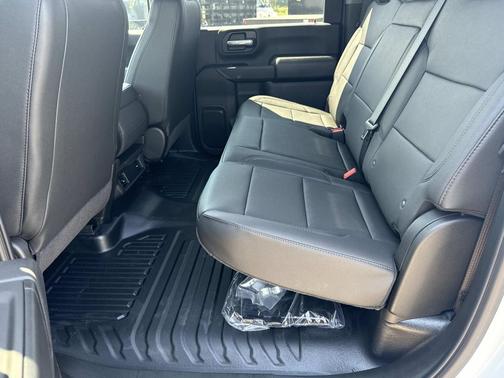 2025 Chevrolet Silverado 3500 WT