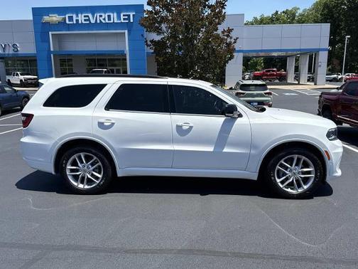 White Knuckle Clearcoat 2023 Dodge Durango GT Premium RWD