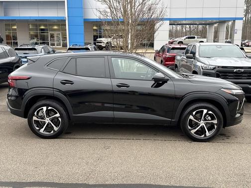 2024 Chevrolet Trax FWD 1RS