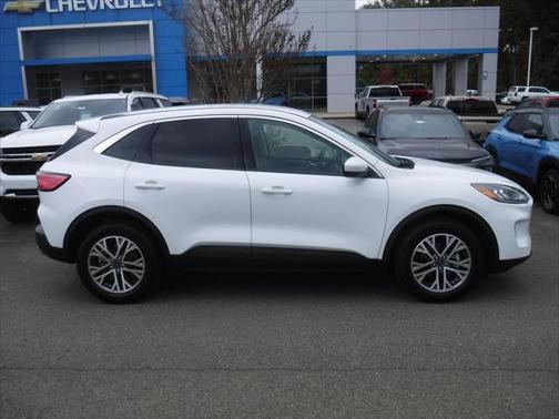 2022 Ford Escape SEL