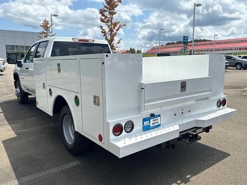 2025 Chevrolet Silverado 3500 WT