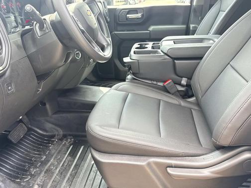 2025 Chevrolet Silverado 3500 WT