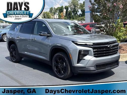 Sterling Gray Metallic 2027 Chevrolet Traverse LT